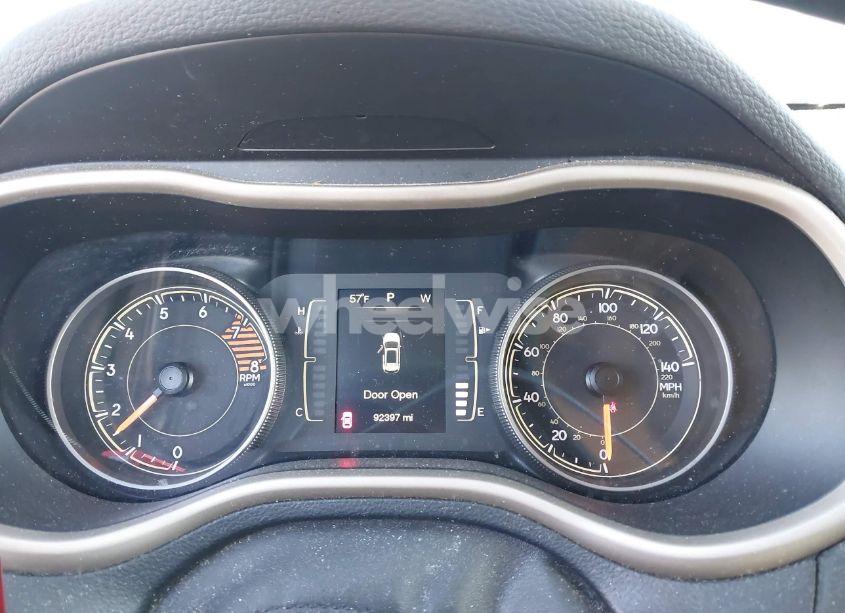 Photo 7 of 2016 Jeep Cherokee LATITUDE (VIN 1C4PJMCS4GW334328)