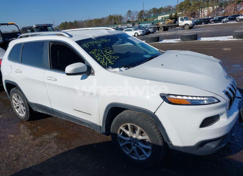 Photo 13 of 2017 Jeep Cherokee LATITUDE 4X4 (VIN 1C4PJMCS4HW618382)