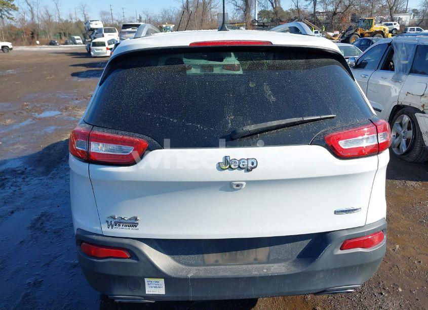 Photo 16 of 2017 Jeep Cherokee LATITUDE 4X4 (VIN 1C4PJMCS4HW618382)