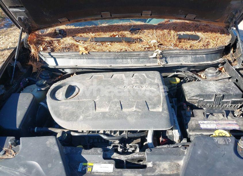 Photo 10 of 2014 Jeep Cherokee LATITUDE (VIN 1C4PJMCS5EW126276)