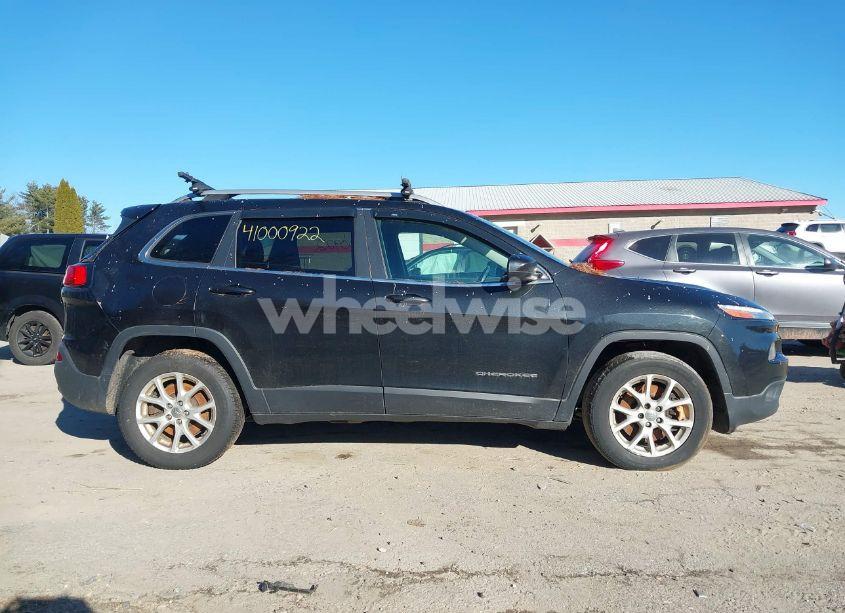 Photo 13 of 2014 Jeep Cherokee LATITUDE (VIN 1C4PJMCS5EW126276)