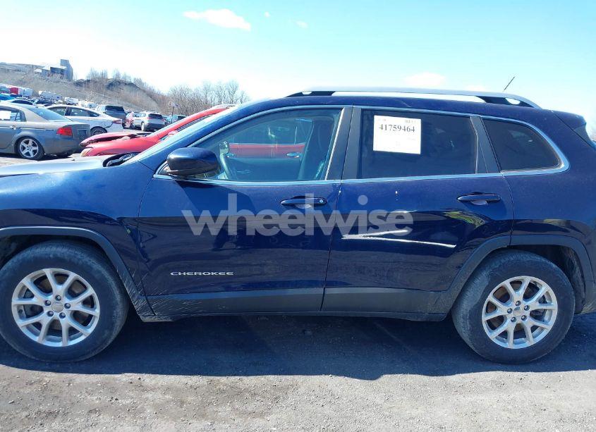 Photo 14 of 2014 Jeep Cherokee LATITUDE (VIN 1C4PJMCS5EW248412)