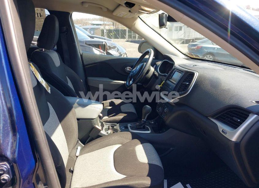 Photo 5 of 2014 Jeep Cherokee LATITUDE (VIN 1C4PJMCS5EW248412)