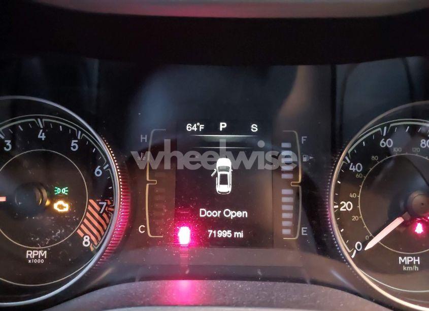 Photo 15 of 2014 Jeep Cherokee LATITUDE (VIN 1C4PJMCS5EW249852)