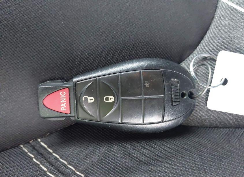 Photo 11 of 2014 Jeep Cherokee LATITUDE (VIN 1C4PJMCS5EW272810)