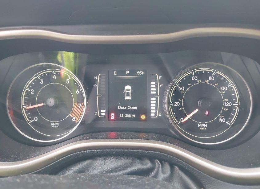 Photo 7 of 2014 Jeep Cherokee LATITUDE (VIN 1C4PJMCS5EW272810)