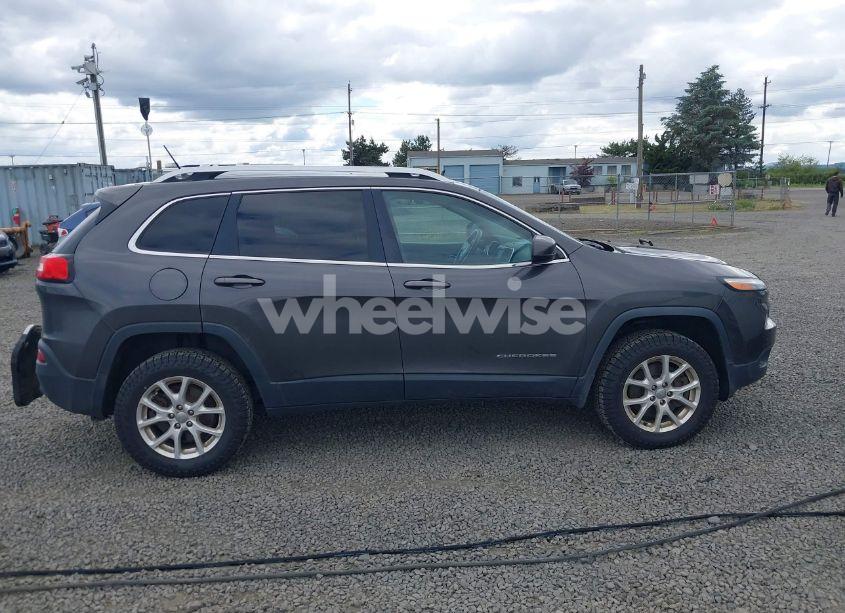 Photo 13 of 2014 Jeep Cherokee LATITUDE (VIN 1C4PJMCS5EW301979)