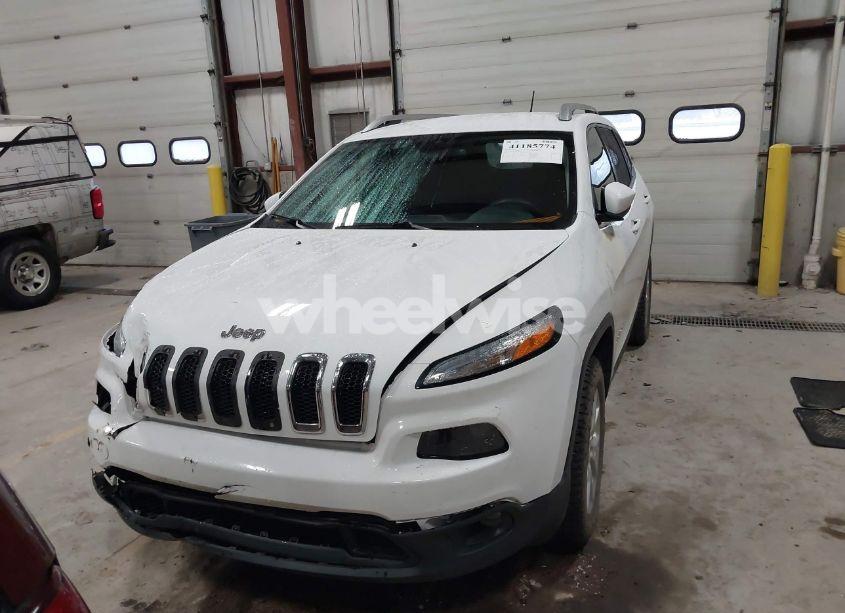 Photo 12 of 2015 Jeep Cherokee LATITUDE (VIN 1C4PJMCS5FW558660)