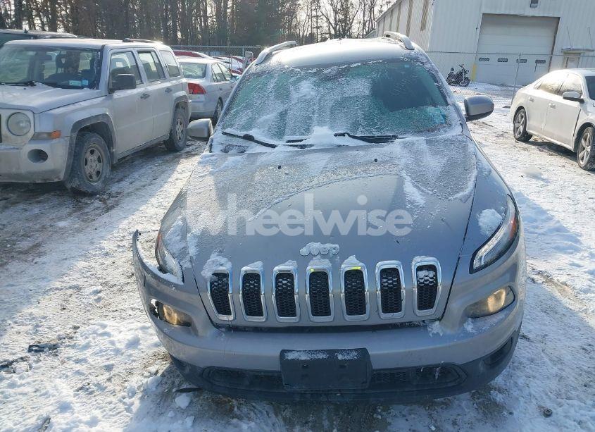 Photo 12 of 2015 Jeep Cherokee LATITUDE (VIN 1C4PJMCS5FW648861)