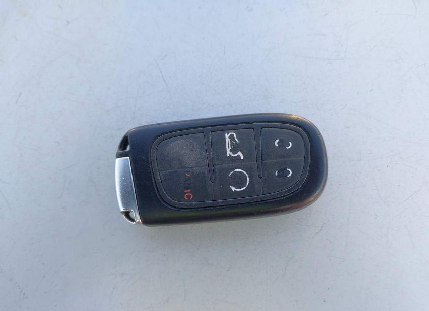 Photo 11 of 2015 Jeep Cherokee LATITUDE (VIN 1C4PJMCS5FW667846)