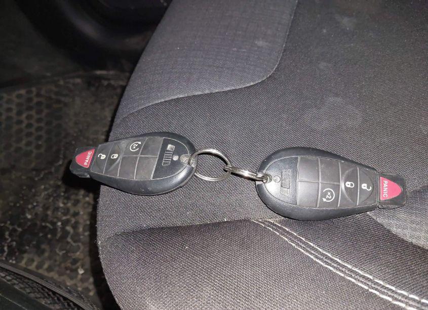 Photo 11 of 2016 Jeep Cherokee LATITUDE (VIN 1C4PJMCS5GW121159)