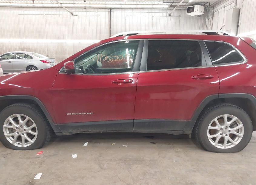 Photo 14 of 2016 Jeep Cherokee LATITUDE (VIN 1C4PJMCS5GW121159)