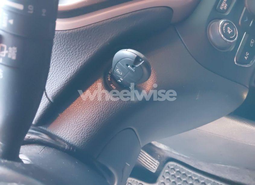 Photo 11 of 2016 Jeep Cherokee LATITUDE (VIN 1C4PJMCS5GW187937)