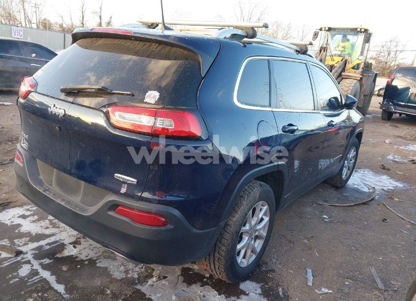 Photo 4 of 2016 Jeep Cherokee LATITUDE (VIN 1C4PJMCS5GW187937)