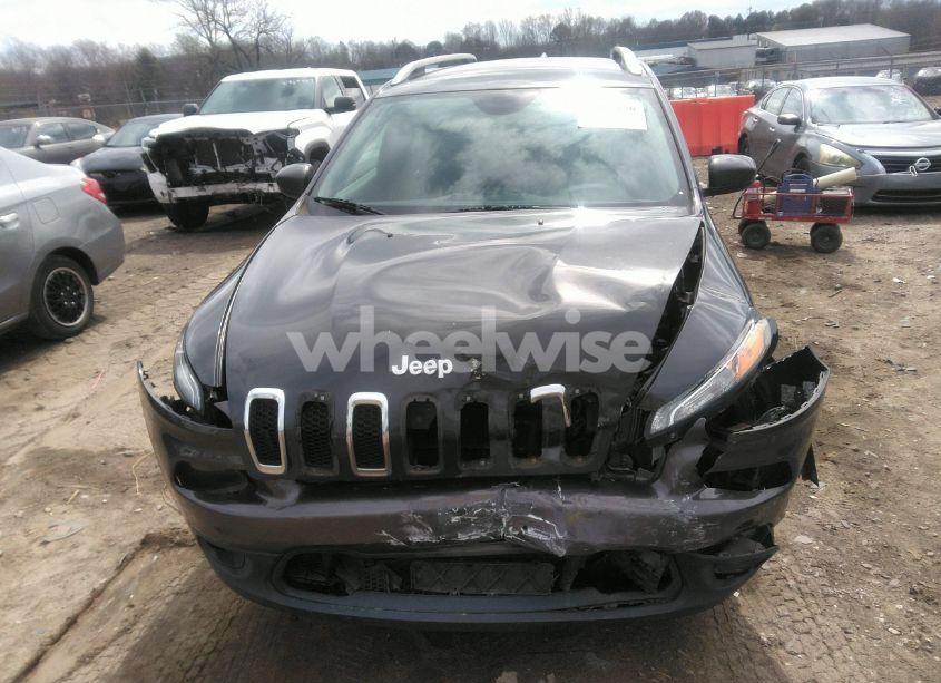 Photo 12 of 2016 Jeep Cherokee LATITUDE (VIN 1C4PJMCS5GW206129)