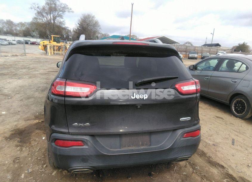 Photo 16 of 2016 Jeep Cherokee LATITUDE (VIN 1C4PJMCS5GW206129)