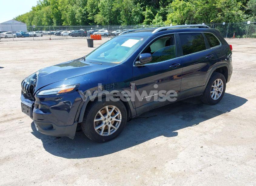 Photo 2 of 2016 Jeep Cherokee LATITUDE (VIN 1C4PJMCS5GW209340)