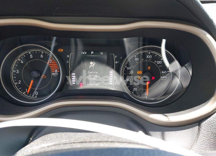 Photo 7 of 2016 Jeep Cherokee LATITUDE (VIN 1C4PJMCS5GW209340)