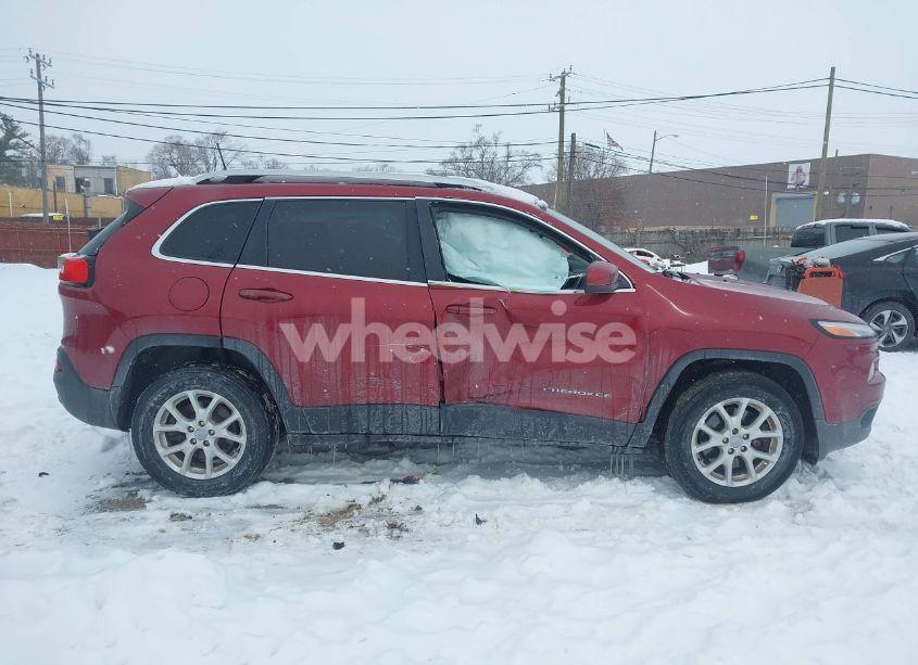 Photo 13 of 2016 Jeep Cherokee LATITUDE (VIN 1C4PJMCS5GW277895)