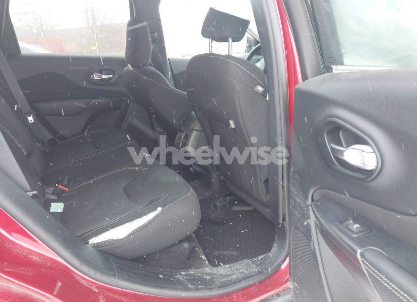 Photo 8 of 2016 Jeep Cherokee LATITUDE (VIN 1C4PJMCS5GW277895)