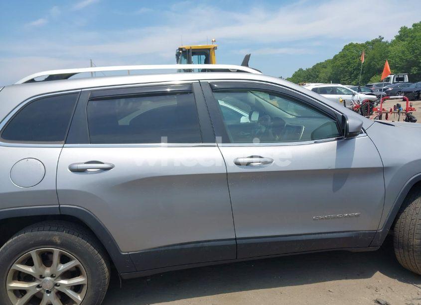 Photo 12 of 2016 Jeep Cherokee LATITUDE (VIN 1C4PJMCS5GW299959)