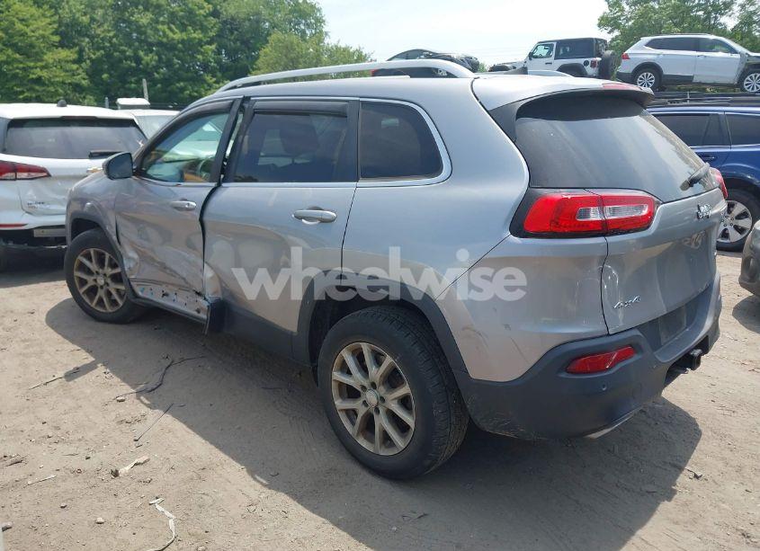 Photo 3 of 2016 Jeep Cherokee LATITUDE (VIN 1C4PJMCS5GW299959)