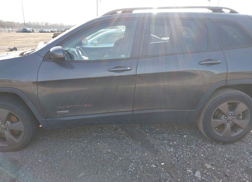 Photo 13 of 2017 Jeep Cherokee 75TH ANNIVERSARY EDITION 4X4 (VIN 1C4PJMCS5HW503712)