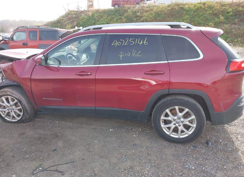 Photo 15 of 2017 Jeep Cherokee LATITUDE 4X4 (VIN 1C4PJMCS5HW544762)