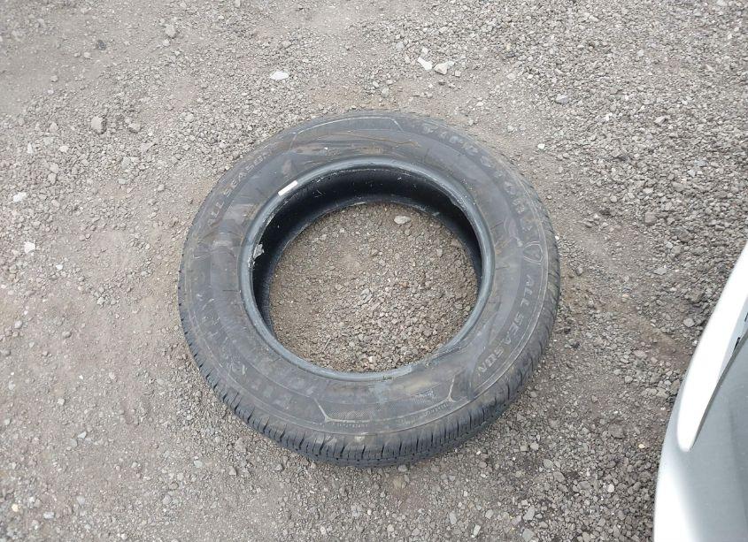 Photo 12 of 2017 Jeep Cherokee LATITUDE 4X4 (VIN 1C4PJMCS5HW576160)