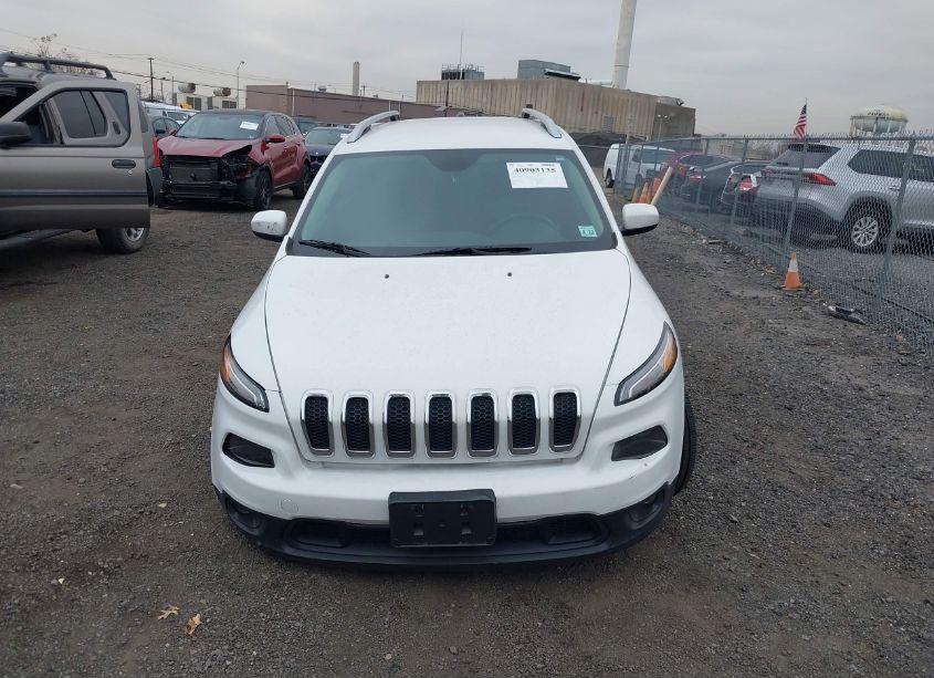 Photo 13 of 2017 Jeep Cherokee LATITUDE 4X4 (VIN 1C4PJMCS5HW576160)