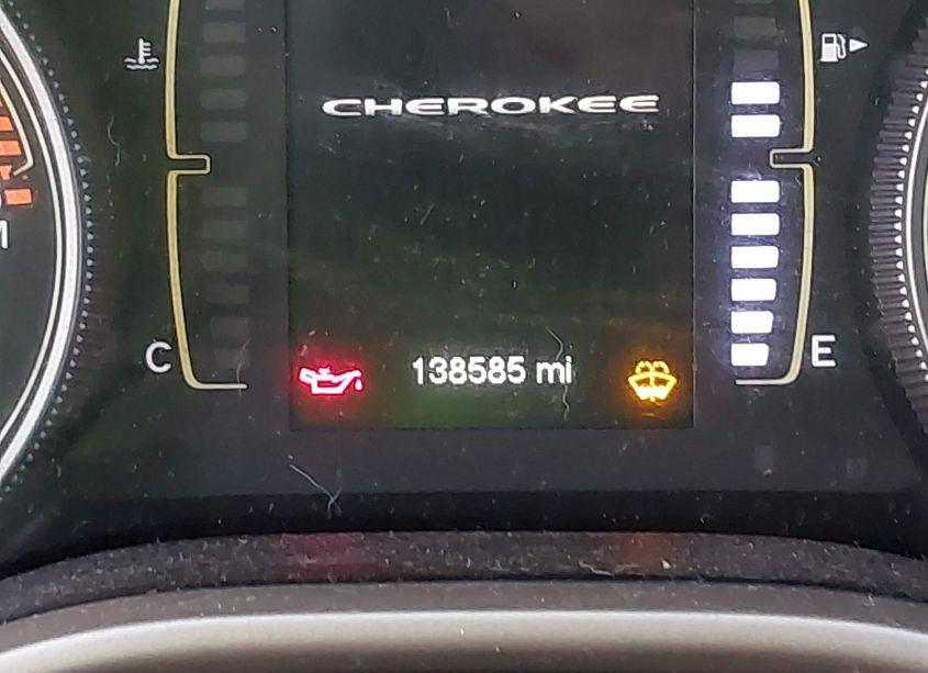 Photo 15 of 2017 Jeep Cherokee LATITUDE 4X4 (VIN 1C4PJMCS5HW639029)