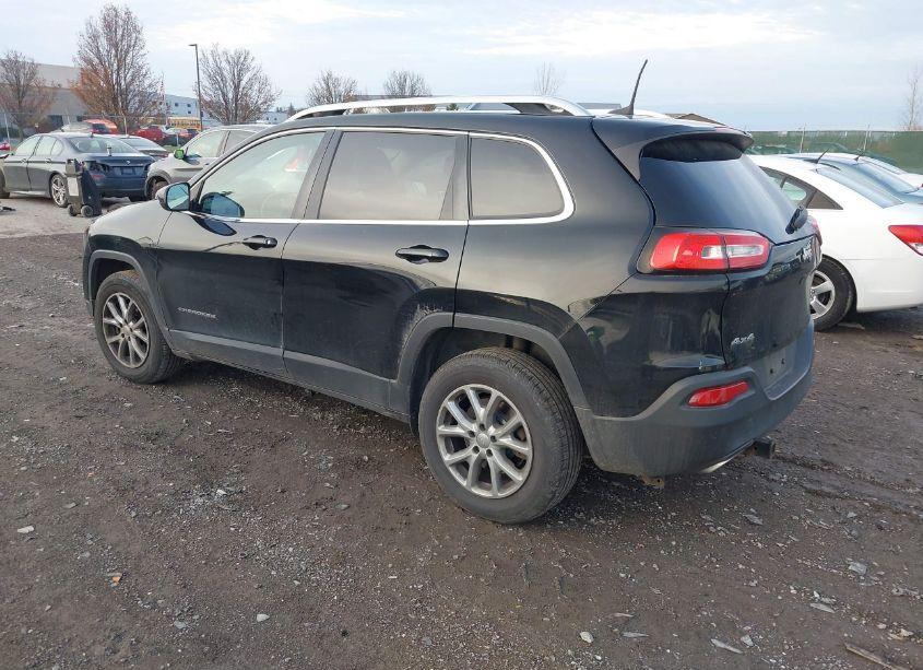 Photo 3 of 2017 Jeep Cherokee LATITUDE 4X4 (VIN 1C4PJMCS5HW639029)