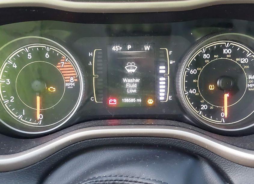 Photo 7 of 2017 Jeep Cherokee LATITUDE 4X4 (VIN 1C4PJMCS5HW639029)