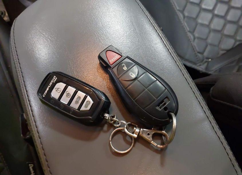 Photo 11 of 2014 Jeep Cherokee LATITUDE (VIN 1C4PJMCS6EW179553)