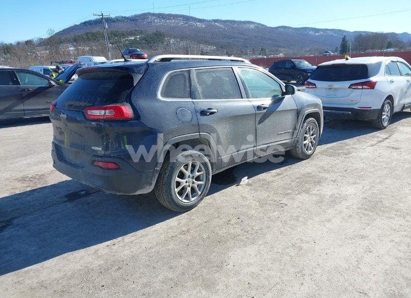 Photo 4 of 2014 Jeep Cherokee LATITUDE (VIN 1C4PJMCS6EW181870)