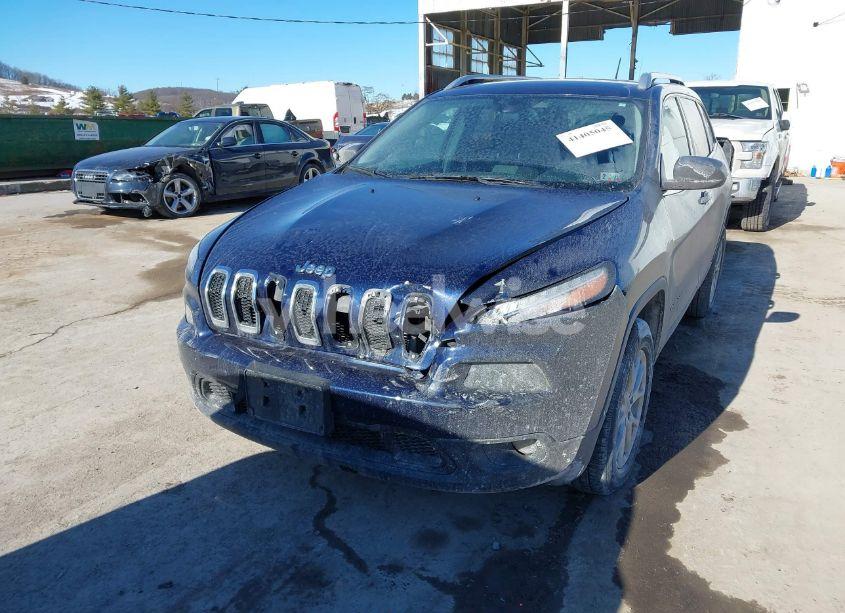Photo 6 of 2014 Jeep Cherokee LATITUDE (VIN 1C4PJMCS6EW181870)