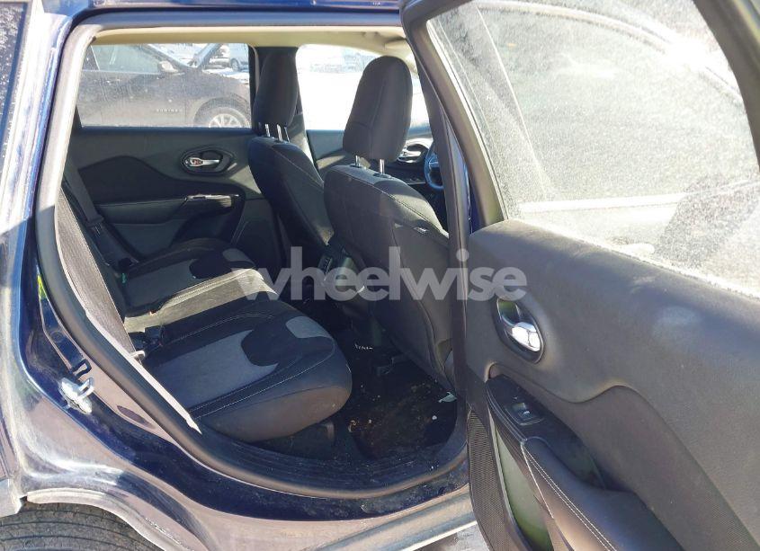 Photo 8 of 2014 Jeep Cherokee LATITUDE (VIN 1C4PJMCS6EW181870)