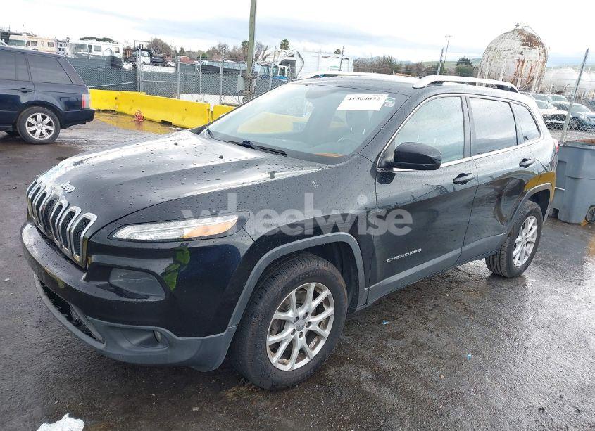 Photo 2 of 2014 Jeep Cherokee LATITUDE (VIN 1C4PJMCS6EW247933)