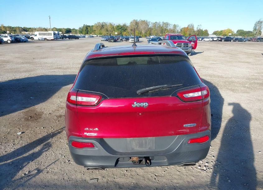 Photo 16 of 2015 Jeep Cherokee LATITUDE (VIN 1C4PJMCS6FW510424)