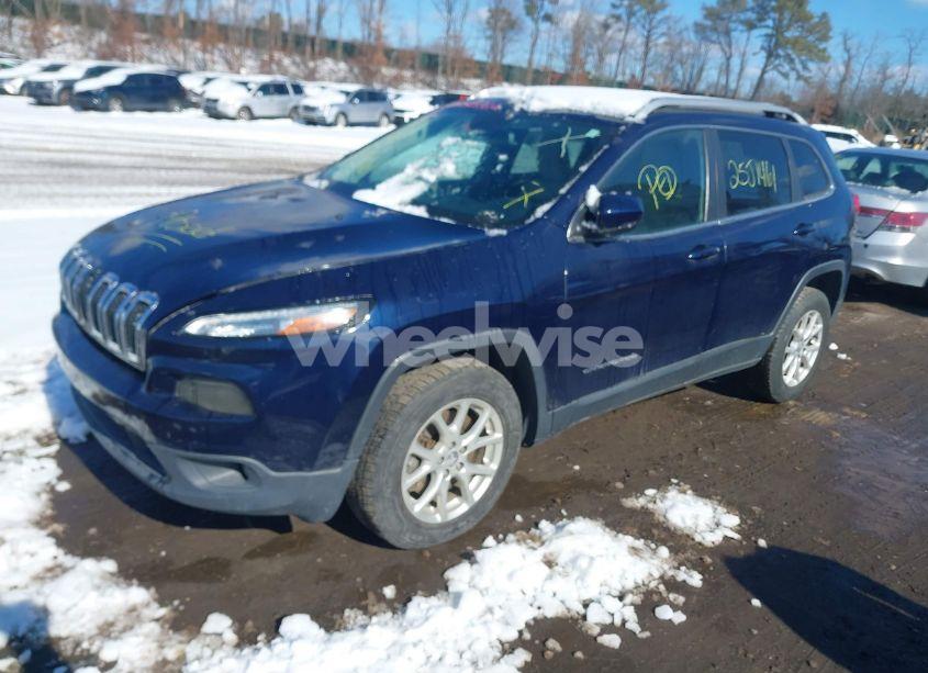 Photo 2 of 2015 Jeep Cherokee LATITUDE (VIN 1C4PJMCS6FW528244)