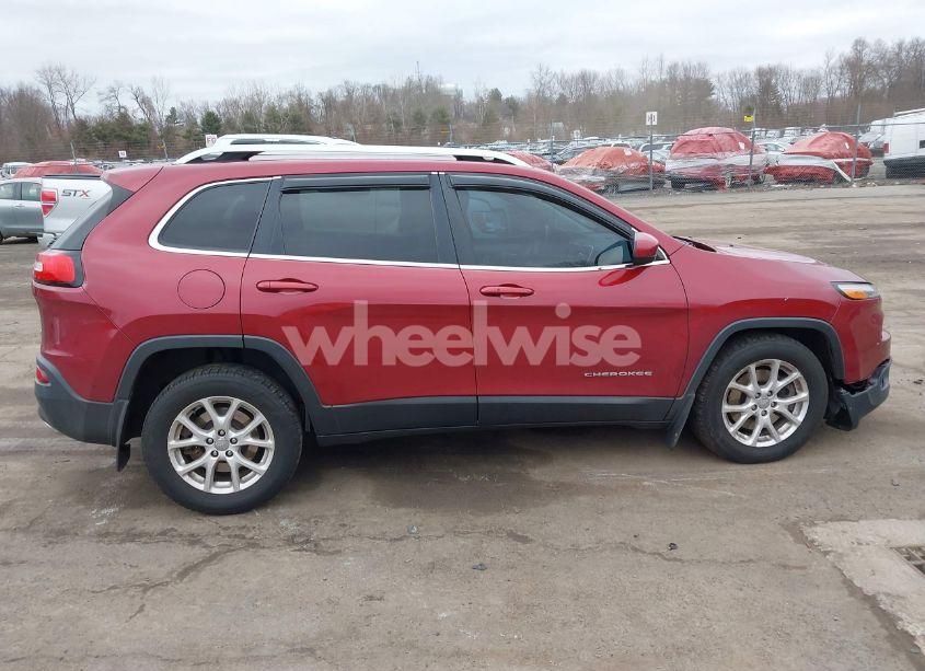 Photo 13 of 2015 Jeep Cherokee LATITUDE (VIN 1C4PJMCS6FW594812)