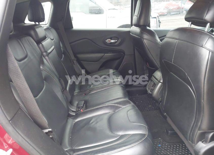Photo 8 of 2015 Jeep Cherokee LATITUDE (VIN 1C4PJMCS6FW594812)