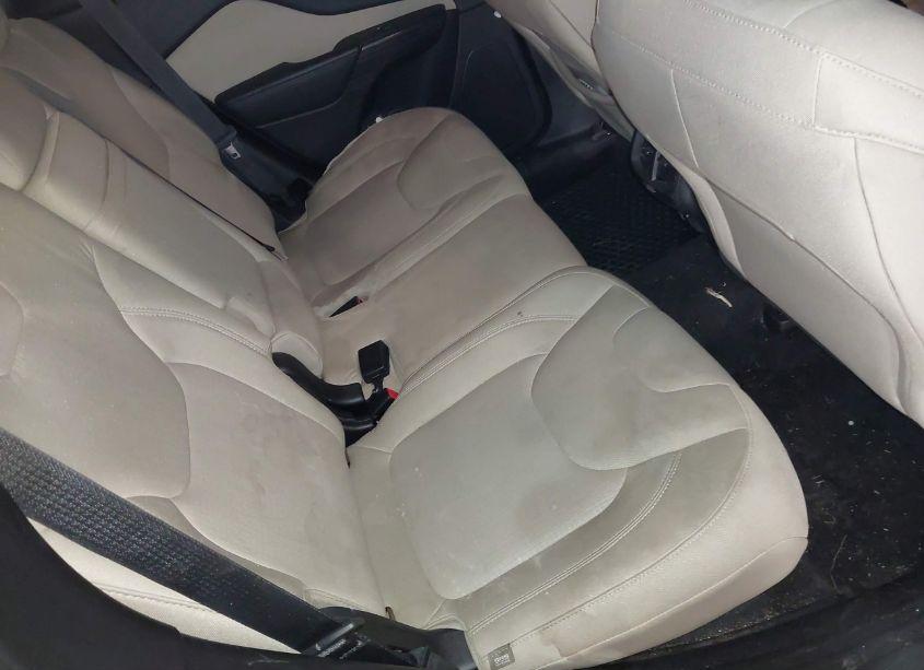 Photo 8 of 2015 Jeep Cherokee LATITUDE (VIN 1C4PJMCS6FW600110)