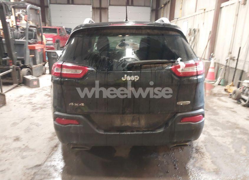 Photo 17 of 2015 Jeep Cherokee LATITUDE (VIN 1C4PJMCS6FW676622)