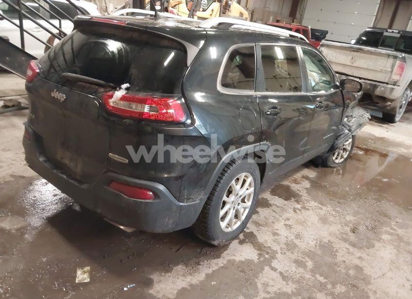 Photo 4 of 2015 Jeep Cherokee LATITUDE (VIN 1C4PJMCS6FW676622)