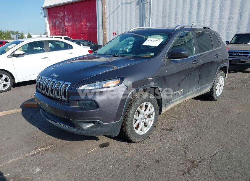 Photo 2 of 2015 Jeep Cherokee LATITUDE (VIN 1C4PJMCS6FW750363)