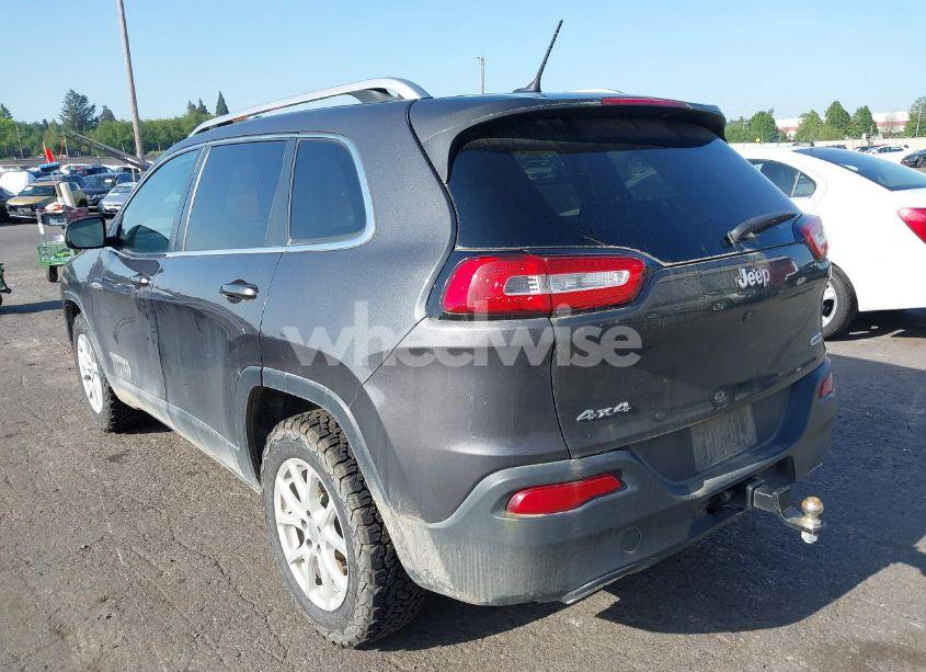 Photo 3 of 2015 Jeep Cherokee LATITUDE (VIN 1C4PJMCS6FW750363)
