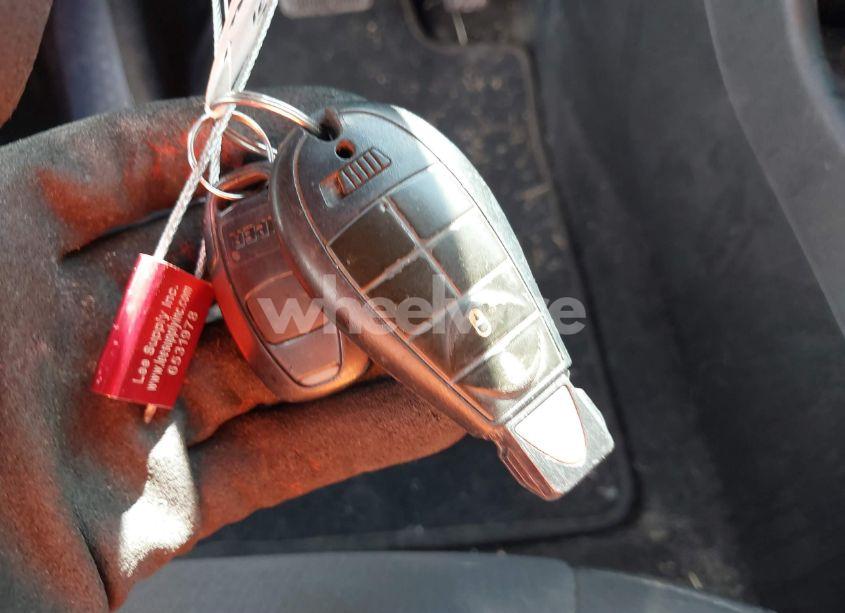 Photo 11 of 2015 Jeep Cherokee LATITUDE (VIN 1C4PJMCS6FW794850)