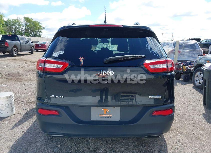 Photo 16 of 2015 Jeep Cherokee LATITUDE (VIN 1C4PJMCS6FW794850)