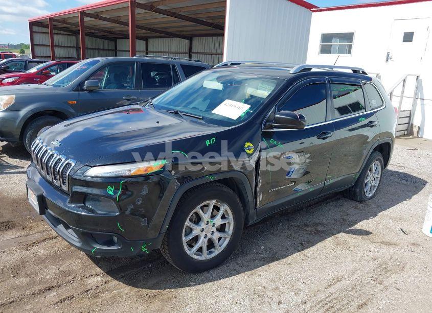 Photo 6 of 2015 Jeep Cherokee LATITUDE (VIN 1C4PJMCS6FW794850)